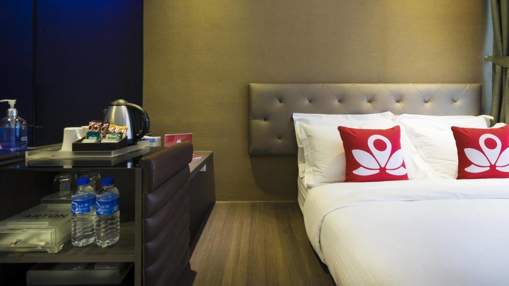 Zen Rooms Jalan Besar Singapore Esterno foto