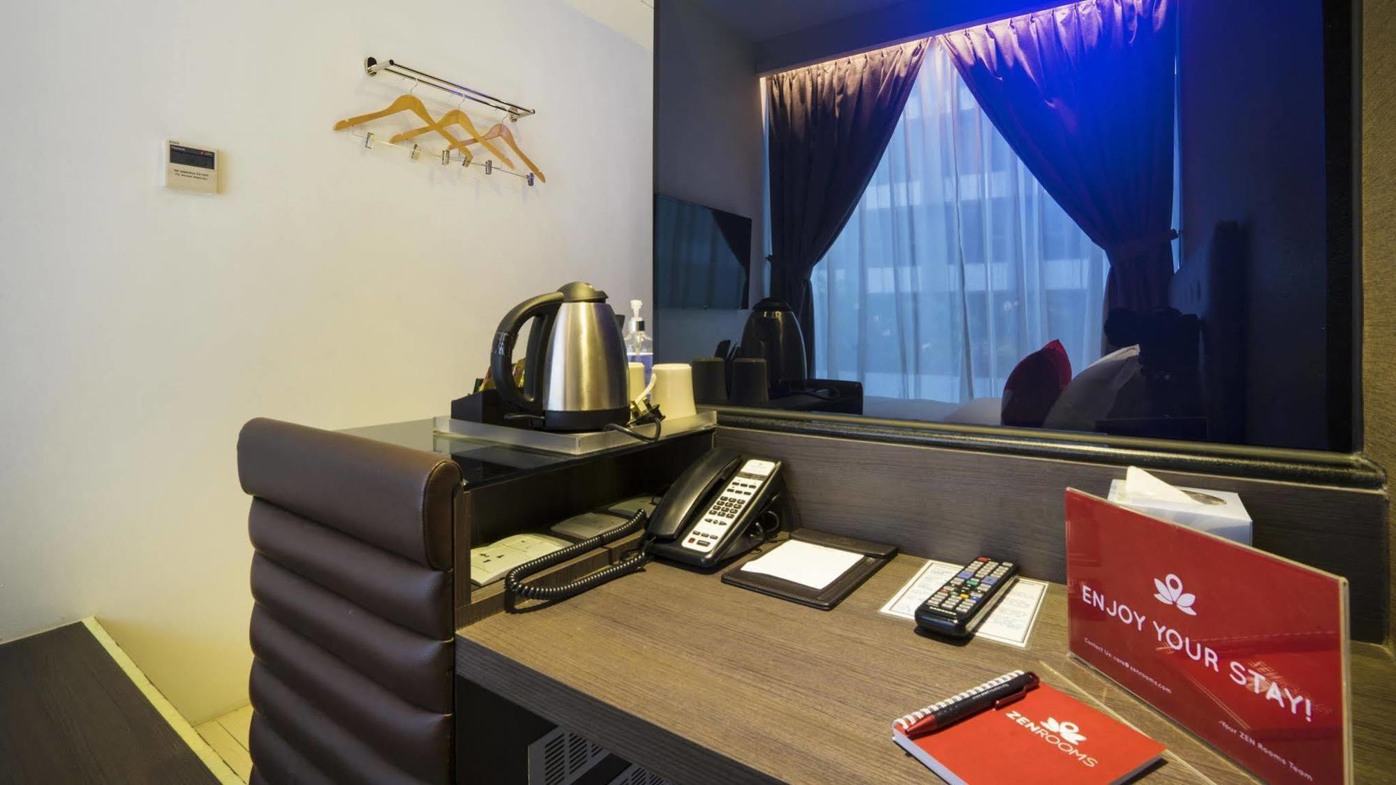 Zen Rooms Jalan Besar Singapore Esterno foto