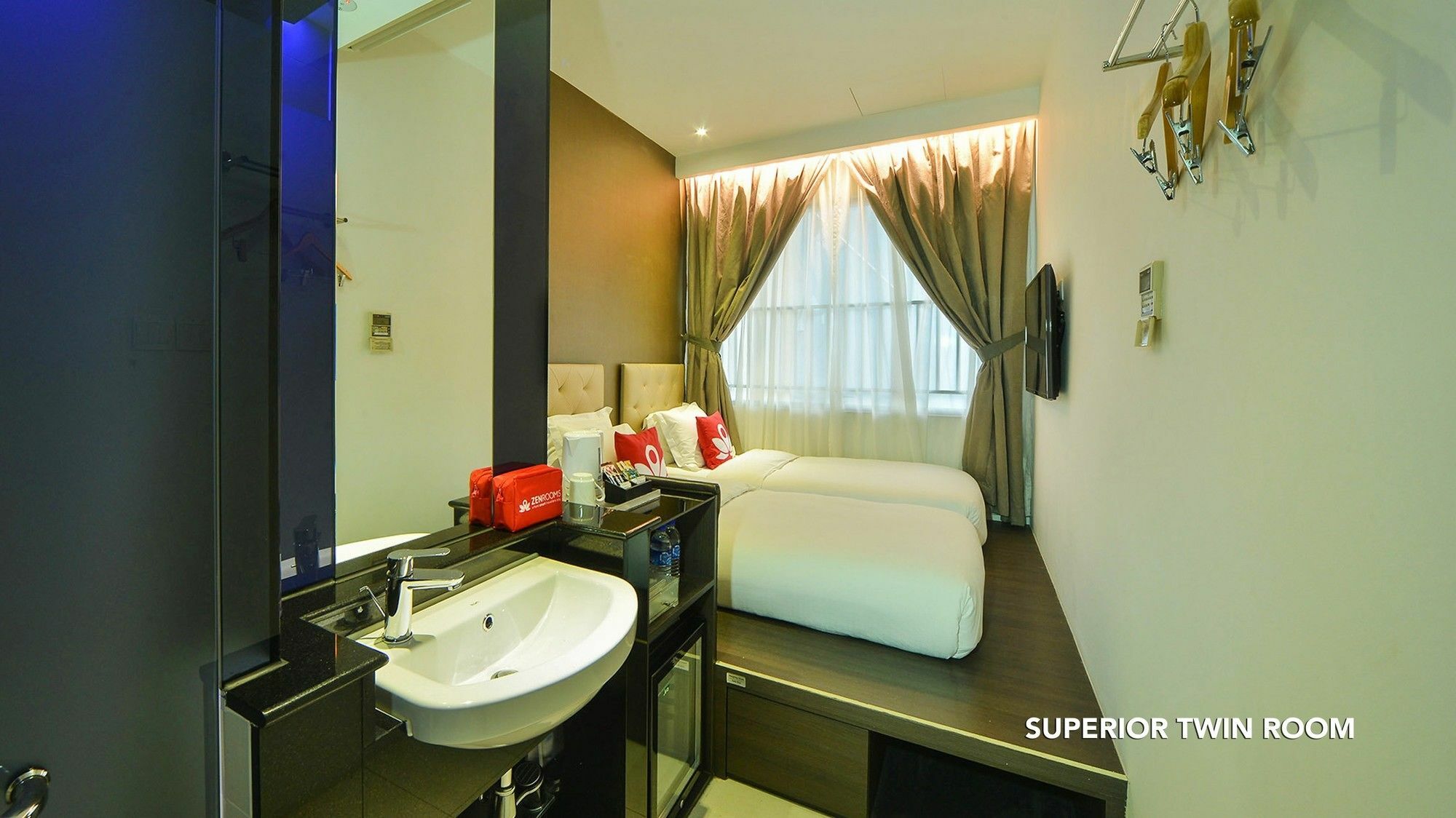 Zen Rooms Jalan Besar Singapore Esterno foto